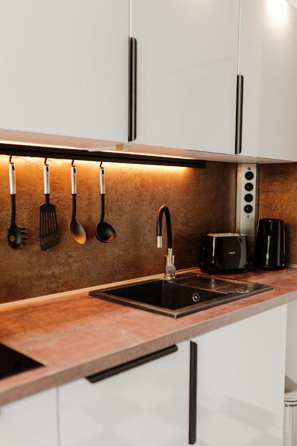 Design Apartment Stadtfeld-Ost Mit Netflix & 2 Schlafzimmern Magdeburg Exterior foto