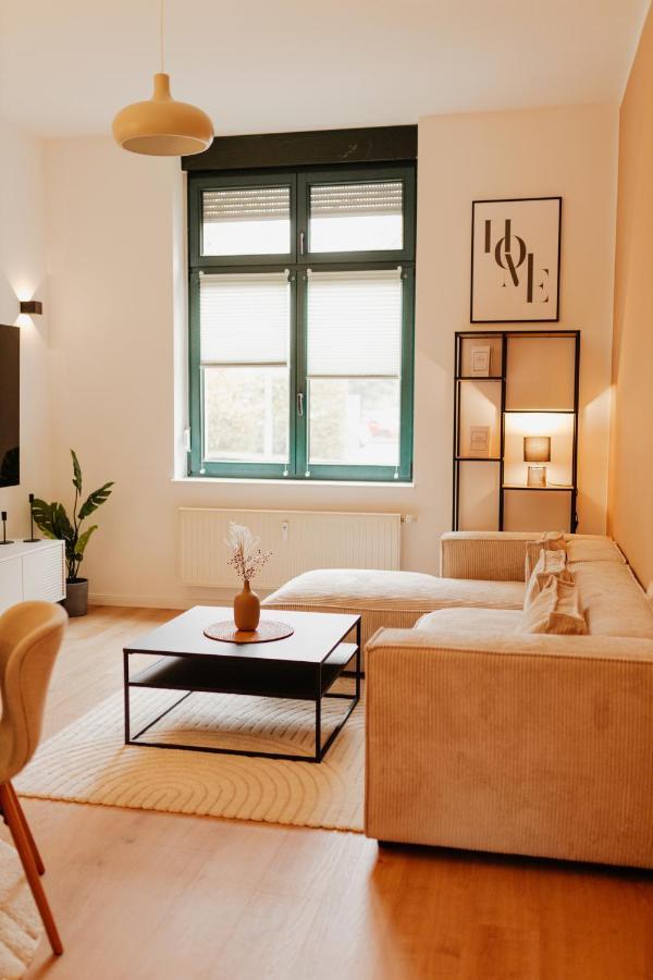 Design Apartment Stadtfeld-Ost Mit Netflix & 2 Schlafzimmern Magdeburg Exterior foto